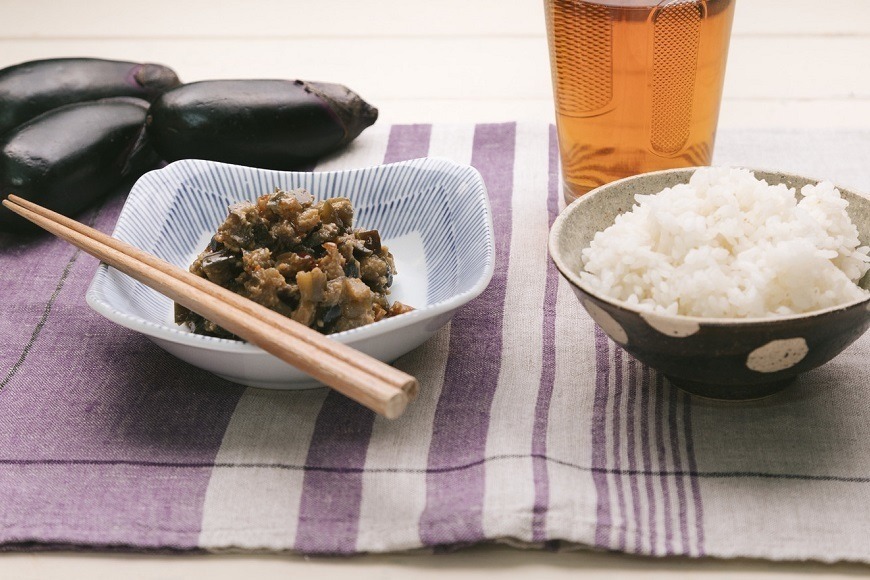 だらだら食べると肥満予防になる？ゆっくり、よく噛んで食べることを改めて意識しよう | マイナビニュース