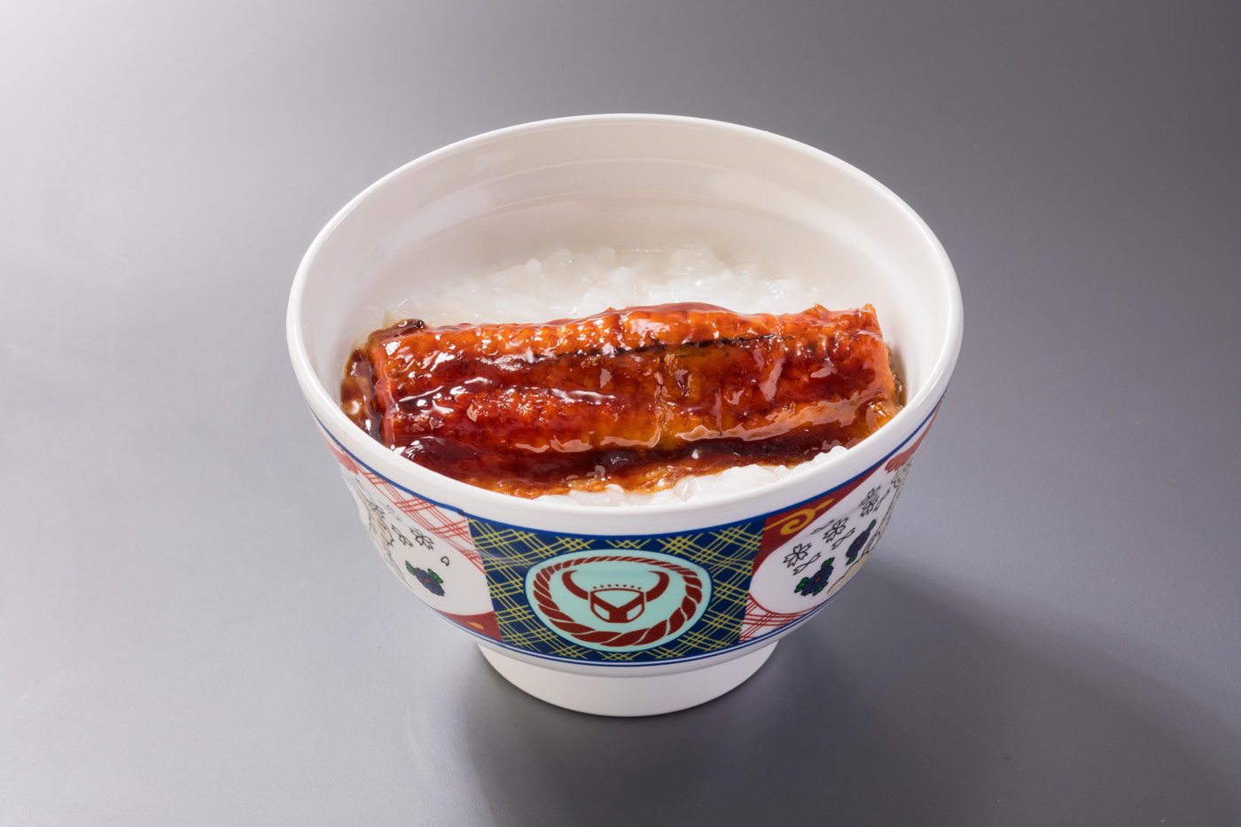 吉野家、うなぎの蒲焼きを介護食に　来月から販売　病院・施設向けに展開へ