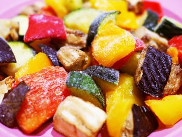 栄養バランスのニュース - セブンの冷凍グリル野菜が超万能。切らずに使えるベンリ野菜5選 - 最新グルメニュース一覧 - 楽天WOMAN