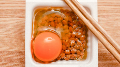 納豆・タマゴ、実はNG？ 栄養価で見る食べ合わせのホント ｜ Mocosuku（もこすく）