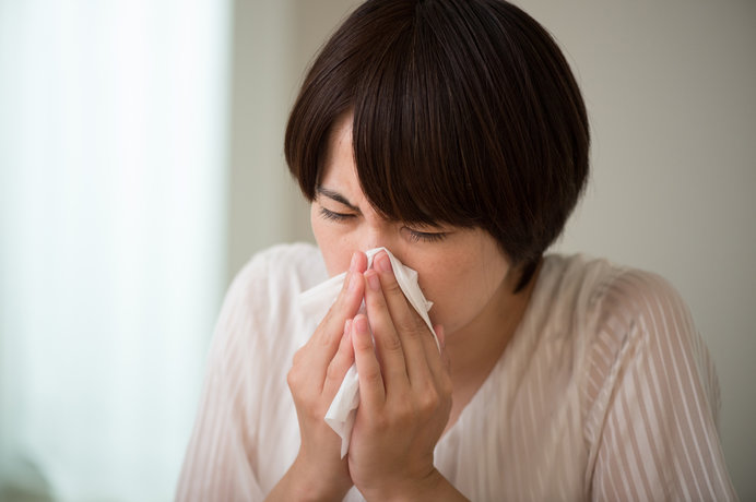 くしゃみ、鼻水が続いたら、もしかして寒暖差アレルギーかも？風邪との違いは？対策方法は？(tenki.jpサプリ 2018年11月24日) - 日本気象協会 tenki.jp