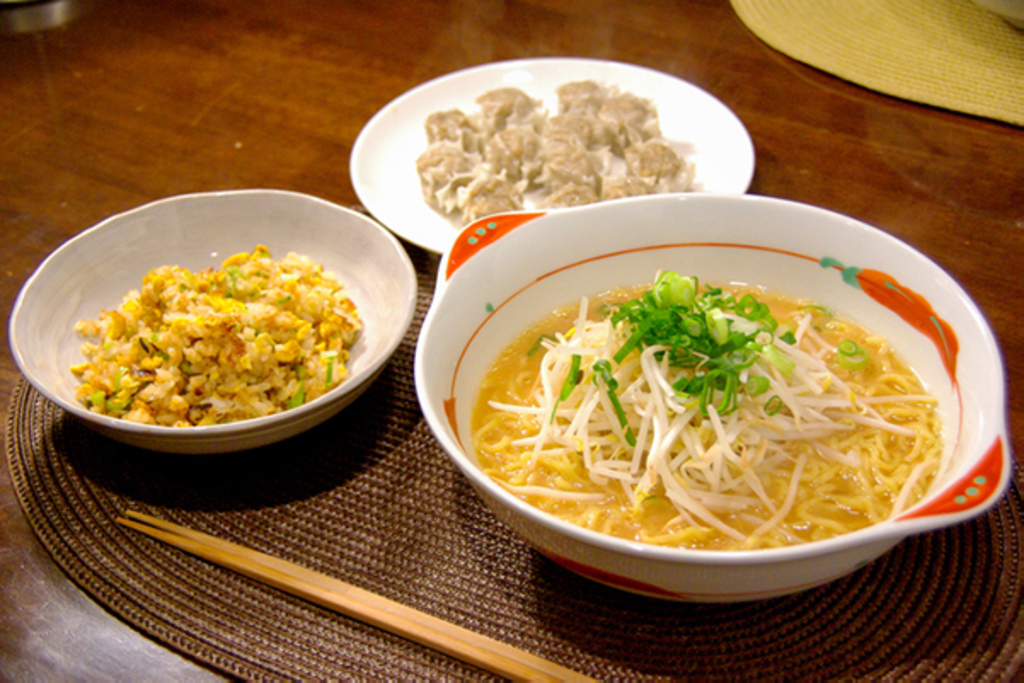 ラーメン・カレー・牛丼を少しでも「健康的」に食べるには？ 　WEDGE Infinity(ウェッジ)