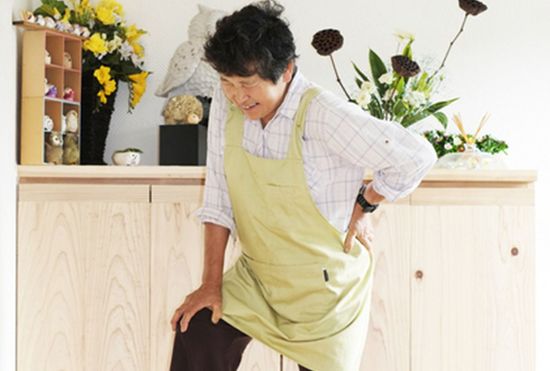 女性ホルモンのニュース - 骨粗鬆症を防ぐ最強コンビは「納豆×酢」、カンタン食事法＆運動法で骨の質アップ！ - 最新ライフスタイルニュース一覧 - 楽天WOMAN