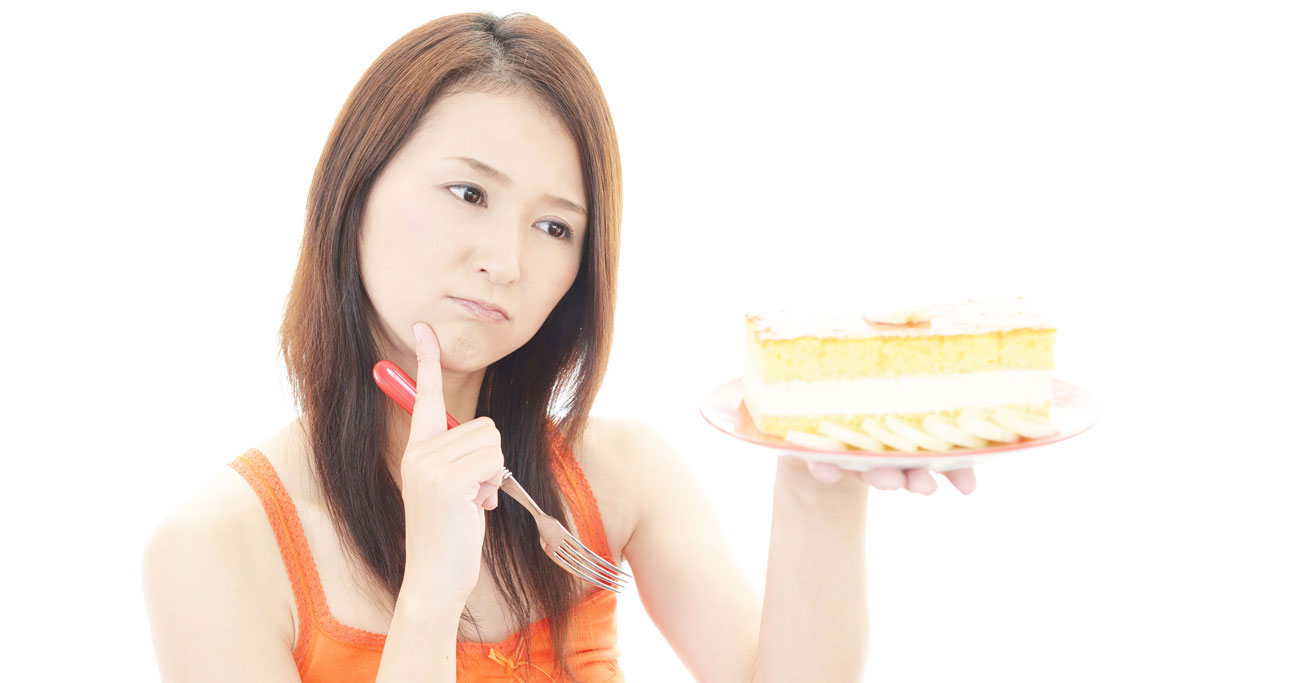 「夜の暴飲暴食」はこんなに危険！衝動を抑える3つのルール | ストレスフリーな食事健康術　岡田明子 | ダイヤモンド・オンライン