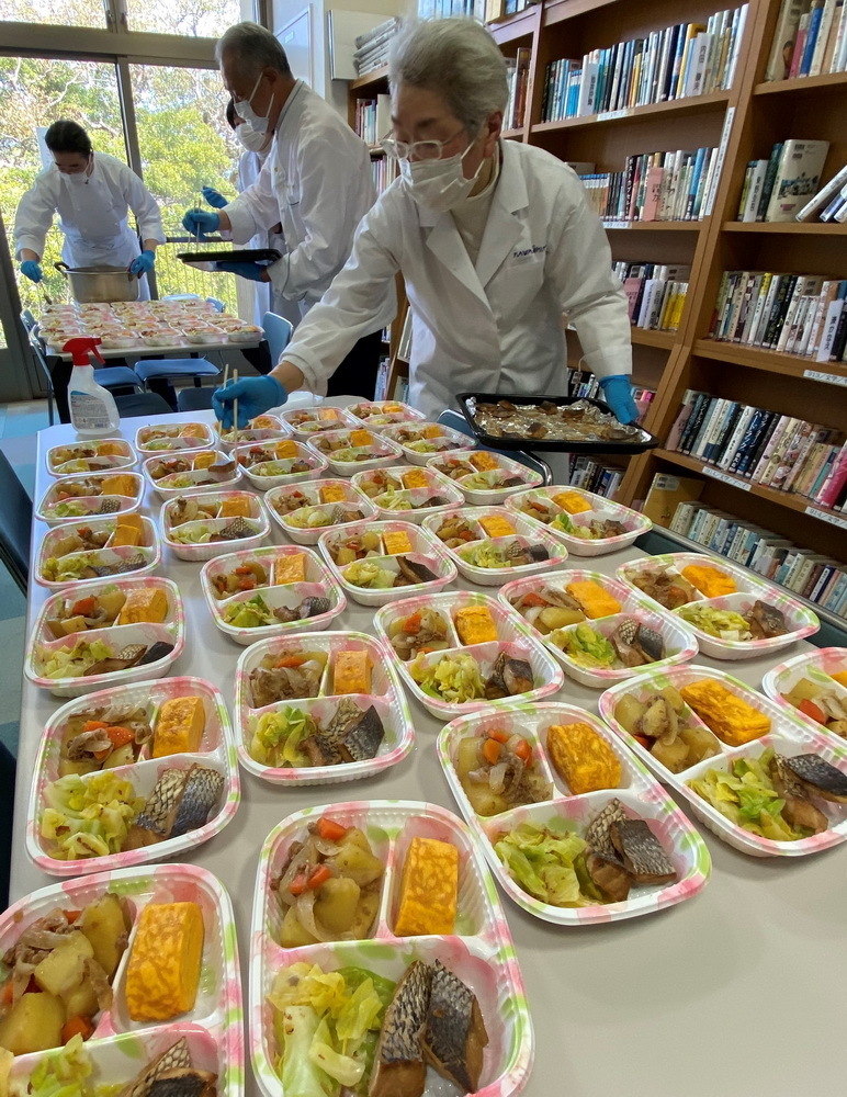 児童に旬の無償弁当 長崎の調理師学校が協力(長崎新聞) - Yahoo!ニュース