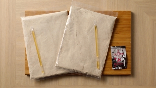 敷島製パン、パンキット「LOven おうちパン職人」発売、焼きたてパンをおうちで|食品産業新聞社ニュースWEB