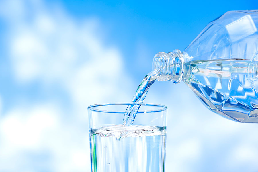 スポーツ飲料と経口補水液はどっちがいい？　熱中症対策に必要な「水分補給法」を紹介 | THE ANSWER スポーツ文化・育成＆総合ニュースサイト