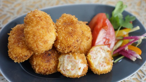 カニカマクリームコロッケ…中身トロトロ : yomiDr./ヨミドクター（読売新聞）