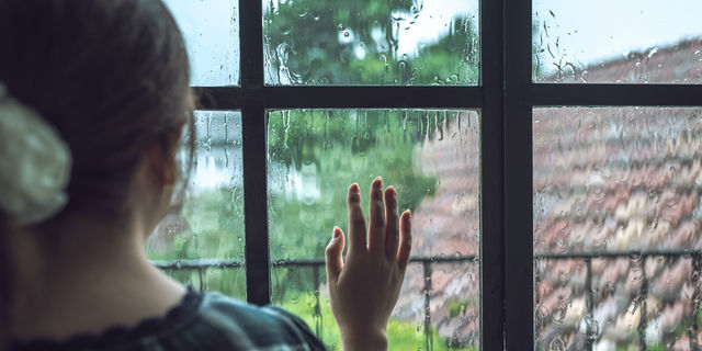 梅雨にだけ体調不良になる原因とは?頭痛やだるさが続く人は要注意 Doctors Me(ドクターズミー)