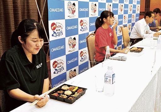 「スポーツ弁当」小中高生へ 栄養士監修、生徒ら舌鼓 御前崎市と静岡カントリー開発|静岡新聞アットエス