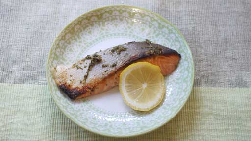 サケの塩レモン焼き…勝手においしく仕上がる : yomiDr./ヨミドクター（読売新聞）