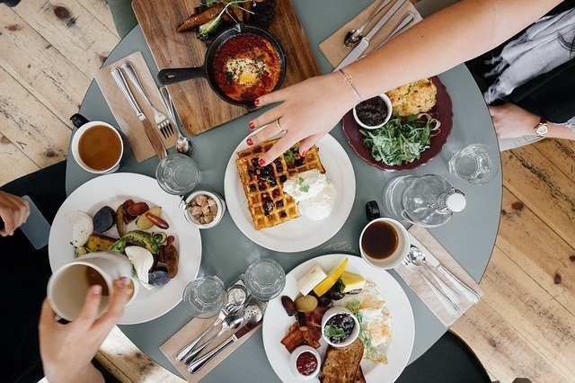 ダイエット中の外食 | メニュー選びのポイントと注意点  | マイナビウーマン子育て