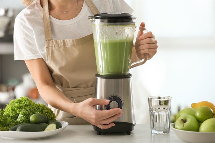 野菜ジュースは絞り方で栄養価が変化する　一番いい作り方は？