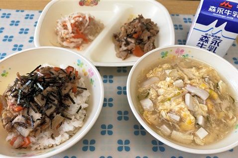 食品ロス削減「ＳＤＧｓ丼」、栄養バランス重視「鉄分もりもり」　熊本市の小中学生、給食献立を考案（熊本日日新聞） - Yahoo!ニュース