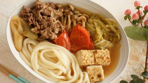 牛すきうどん鍋…すき焼きには、相性が抜群のうどんを入れる | ヨミドクター(読売新聞)