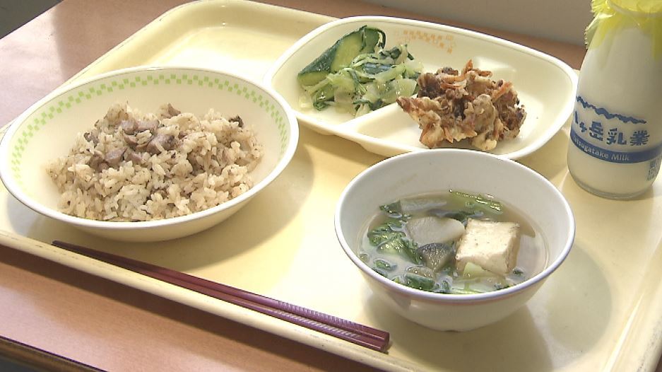 食材の価格高騰も…「ユニーク給食」守る栄養教諭 郷土食などで食育 献立づくりに苦心の日々(NBS長野放送) - Yahoo!ニュース