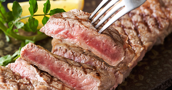 なぜ、年を取ったら「どんどん食べる」が正解なのか?:年を取ったら食事は「質より量」:日経Gooday(グッデイ)