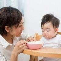 離乳の開始〜完了までの離乳食最新情報を徹底解説!【前編】