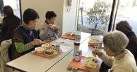 学校給食を味わいながら住民交流を　和歌山・高野町で「学びの杜食堂」 - 産経ニュース