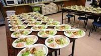 花園常連校の部員は配膳もキレイ！高校ラガーマンから学ぶ食意識の大切さ｜ニフティニュース
