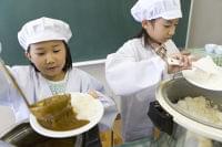 パーテーション、フェイスガード…学校給食での新型コロナ対策に必要？ [医療情報・ニュース] All About