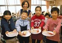 伊勢エビ給食に児童笑顔　船橋の三山東小：東京新聞 TOKYO Web
