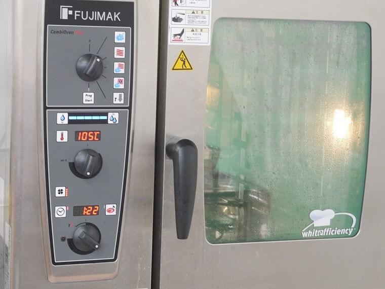 スチコン調理で作業効率アップ!