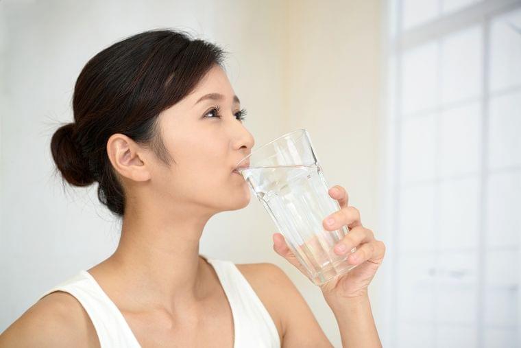 水を飲んでも太る?中医学のメカニズム