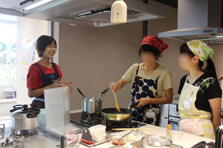 資格に縛られず新たな価値を見出していく管理栄養士を紹介