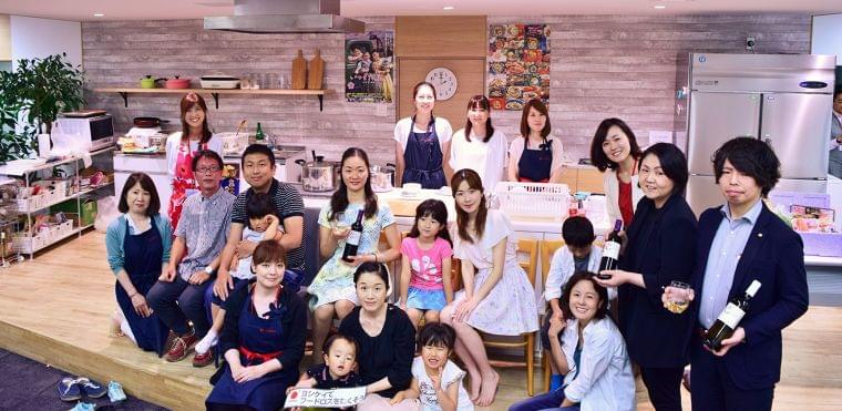 家族でつくる愉しみを。 ヨシケイ父の日『親子deキンパ』を開催しました