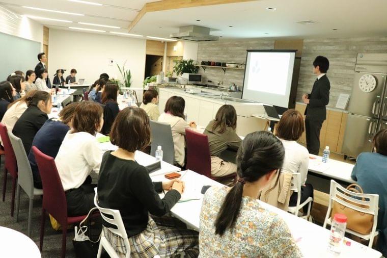 「管理栄養士のニューフロンティア「歯科医院」での働き方とは」勉強会を開催(2019年5月12日)