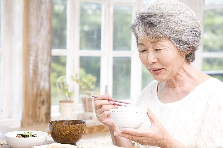 外出自粛中の食事の工夫 ②高齢者編