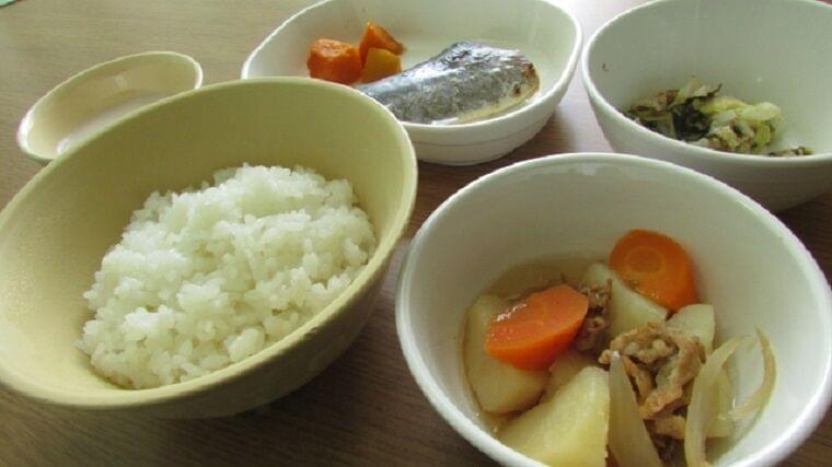 第3回 胃を手術したあとの食事の工夫 注意したい手術後の後遺症 コラム Eatreat 第3回 胃を手術したあとの食事の工夫 注意したい手術後の後遺症 コラム Eatreat