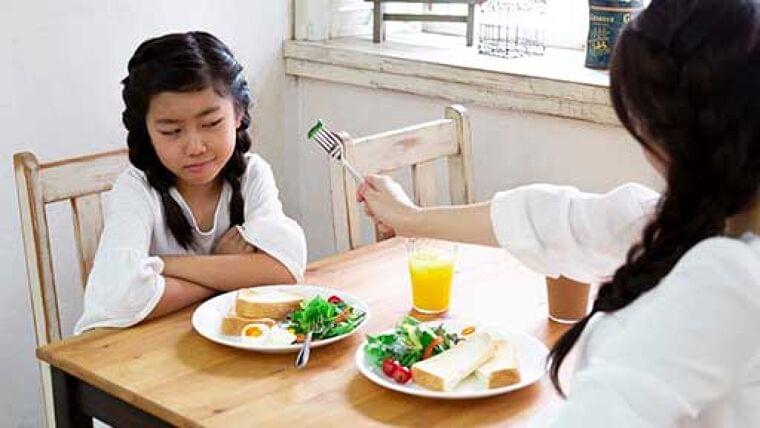 子どもに好き嫌いがあって食べてくれずイライラ 原因は?…野菜を食べてもらう工夫 | ヨミドクター(読売新聞)