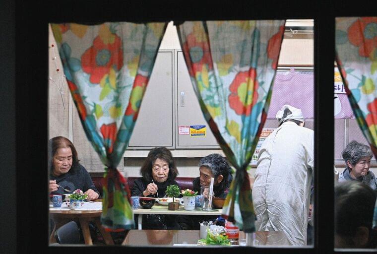 シニア食堂、都内に広がる 孤食より談笑しながら 交流の場に:東京新聞 TOKYO Web