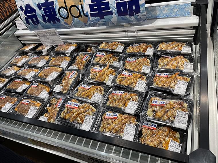 関東エリアで初めて「冷凍dai革命」商品を展開、常温と冷凍を並べて販売/「イオンフードスタイル向ヶ丘店」 | 食品産業新聞社ニュースWEB
