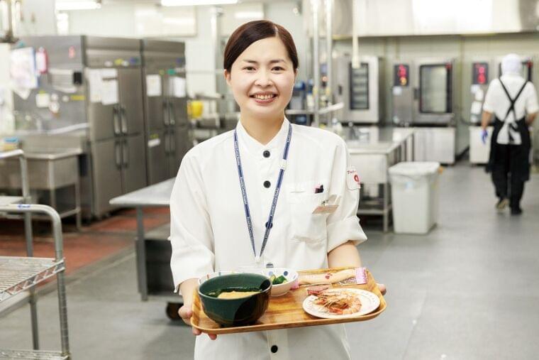 委託給食会社だからかなう、 管理栄養士の可能性に挑戦したい | 特集 | 公益社団法人 日本栄養士会