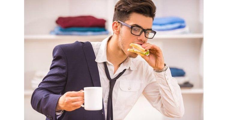 「早食いは太る」は本当 太らない食べ方のコツは?|ヘルスUP|NIKKEI STYLE