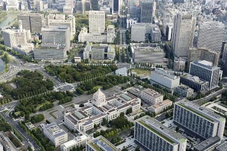 【独自】給食無償化を一律支援　自維公３党が検討、公立小対象：東京新聞デジタル