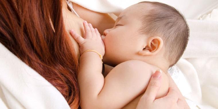 母乳はどうやって作られる 出始める時期 栄養成分などの疑問を解決 Doctors Me ドクターズミー ニュース Eatreat 母乳はどうやって作られる 出始める時期 栄養成分などの疑問を解決 Doctors Me ドクターズミー ニュース Eatreat