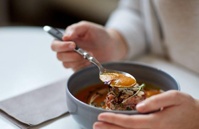 おかゆやうどんにトッピング!  管理栄養士が教える、体を温める栄養素|ウートピ