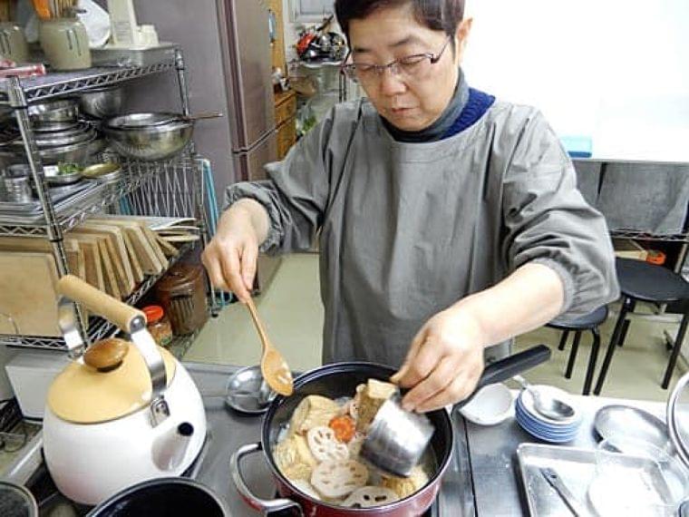 アレルギー対応のお節料理を 普及へ工夫、研究 - 大阪日日新聞