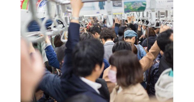 インフルエンザ 飛沫でない「空気感染」リスクも|ヘルスUP|NIKKEI STYLE