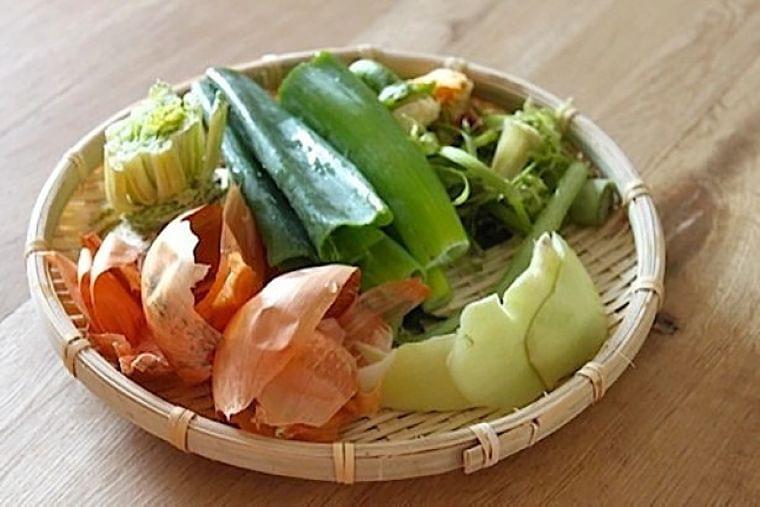 秘密は7：3の割合!? 栄養たっぷり「野菜くずスープ」を美味しく作る方法｜ニフティニュース
