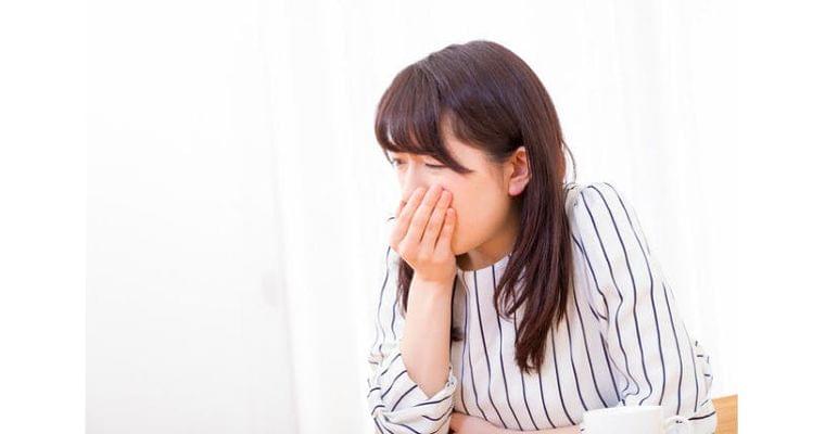 胸焼け、ムカムカの原因 胃液の逆流はこう予防|ヘルスUP|NIKKEI STYLE
