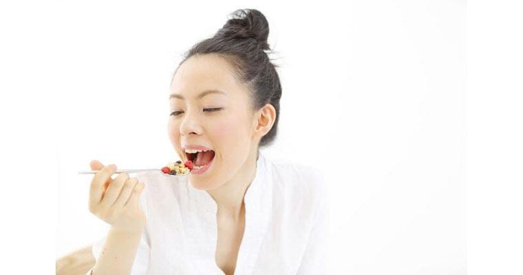 1日5食ダイエット　脳を満足させリバウンド防ぐ｜WOMAN SMART｜NIKKEI STYLE