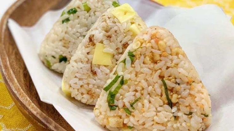 管理栄養士おすすめ絶品おにぎりレシピ3選♪ たんぱく質と愛情たっぷり|ニフティニュース