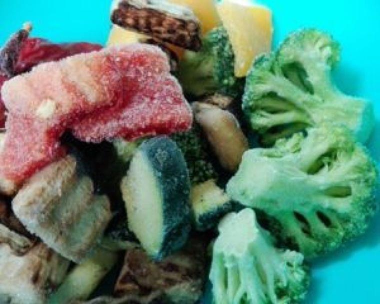 「冷凍野菜は解凍すると栄養が流れ出す」は間違い　生鮮野菜と栄養価はほぼ変わらず - (1/1)｜ニフティニュース