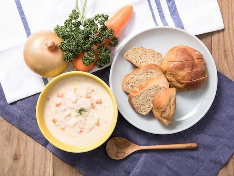 炭水化物は減らしすぎない。ひと袋のパンでできる、簡単“栄養底上げ”術 | MYLOHAS