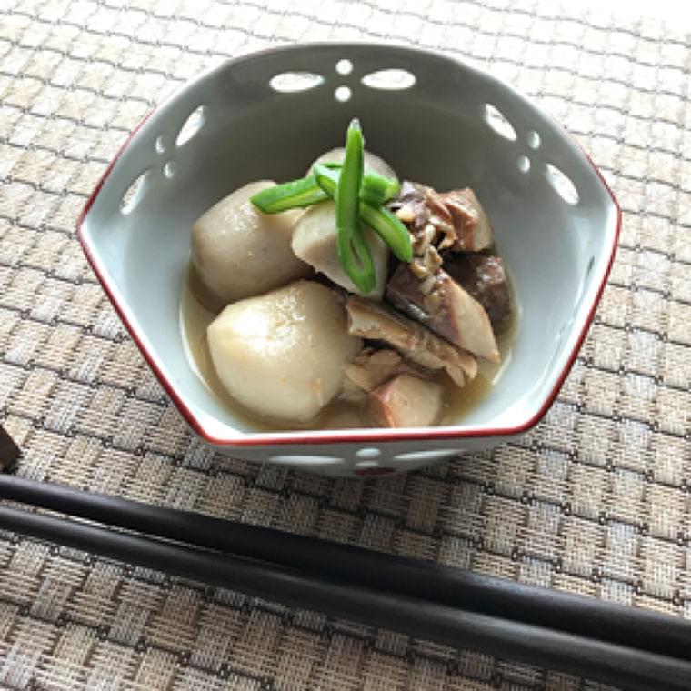 魚の缶詰とサトイモの煮物 : yomiDr. / ヨミドクター（読売新聞）